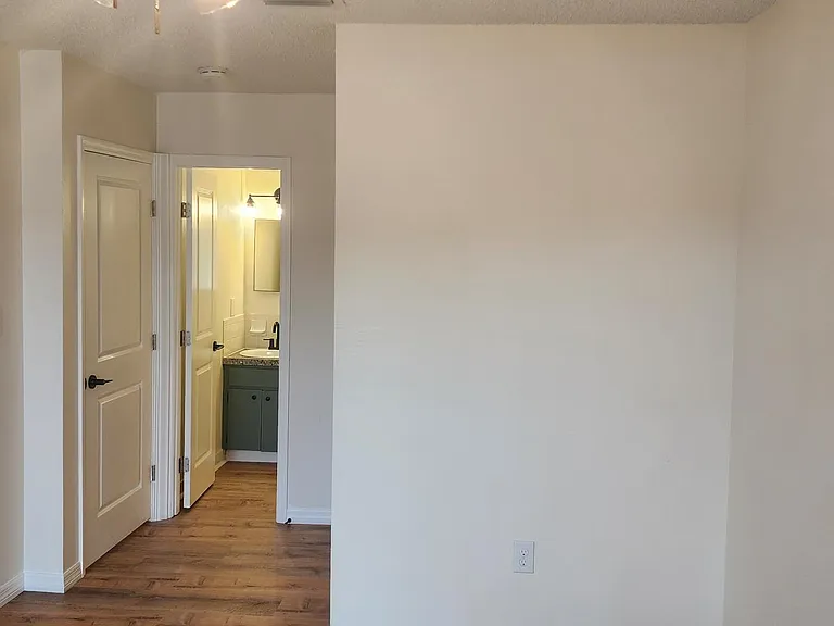 4333 Tahitian Gardens Cir #C — Photo 11