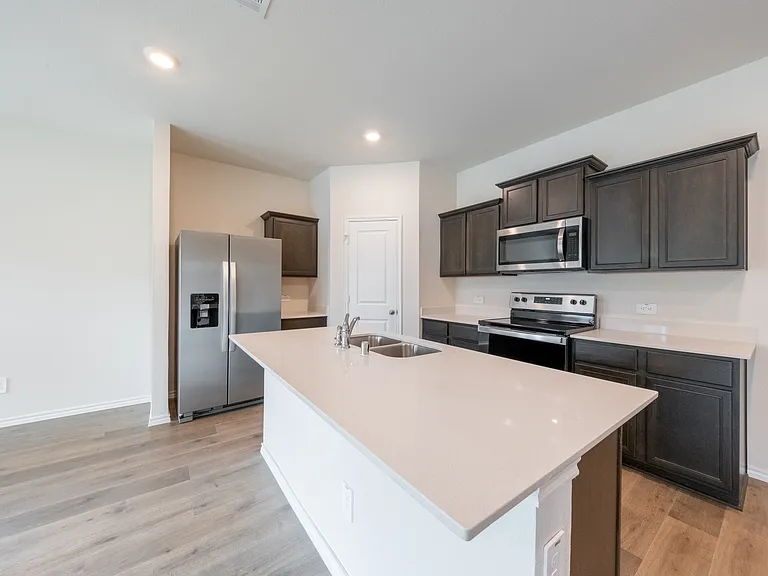 13156 Dawson Dr — Photo 18