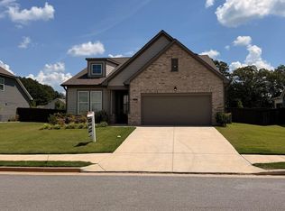 143 Grand Meadows Dr, Hoschton, GA 30548