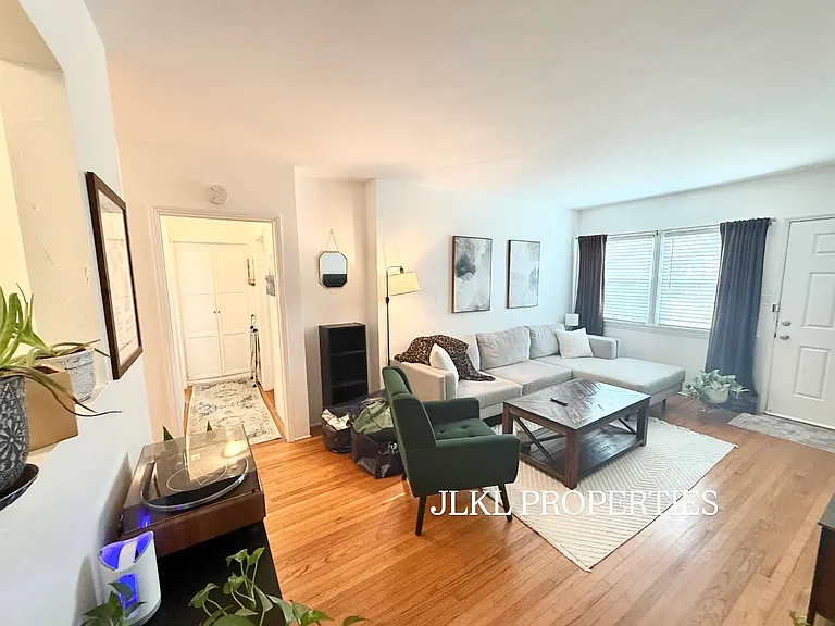 3092 Meade Ave — Photo 16