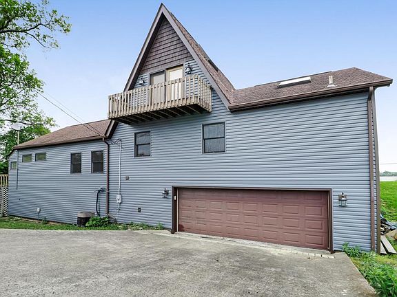 5th image of 13180 W Bank Dr