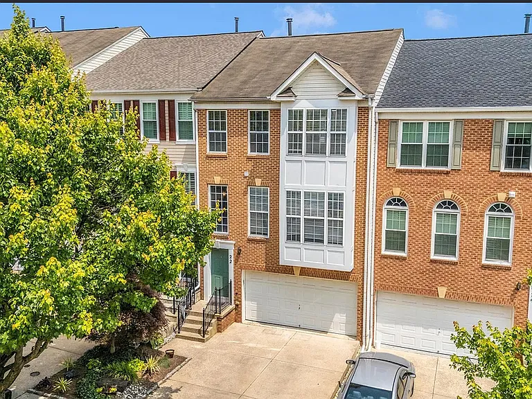 22 Inkberry Cir — Photo 1