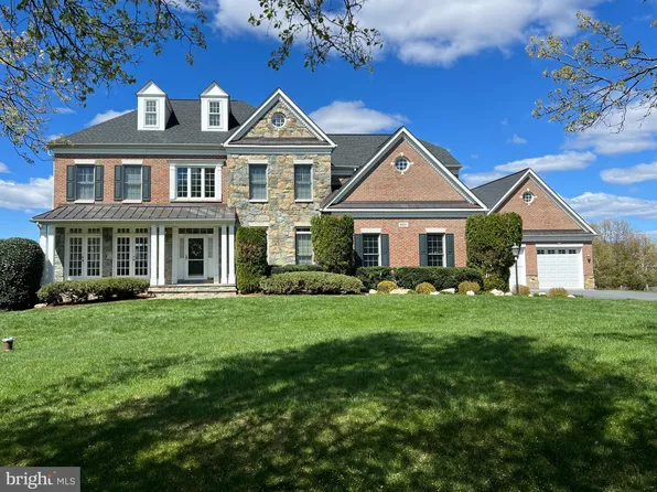 8611 Augusta Farm Ln, Laytonsville, MD 20882