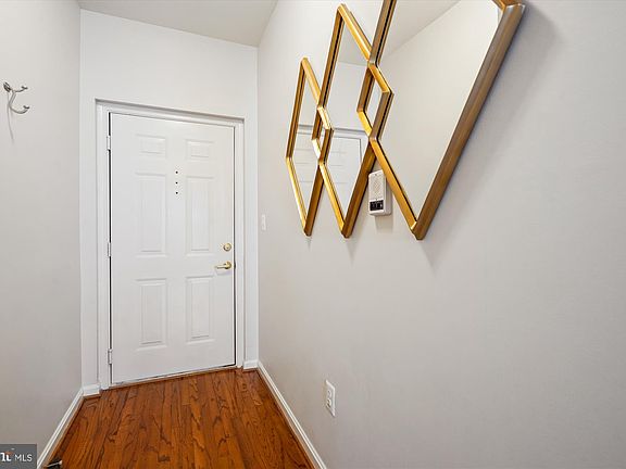 3rd image of 6476 Cheyenne Dr Unit 202