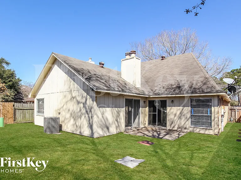 13907 Beckwith Dr — Photo 15