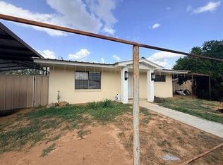 1302 Laredo Ave, Zapata, TX 78076