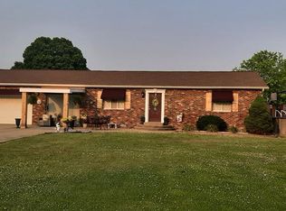 1990 Shela Blvd #A, Portsmouth, OH 45662