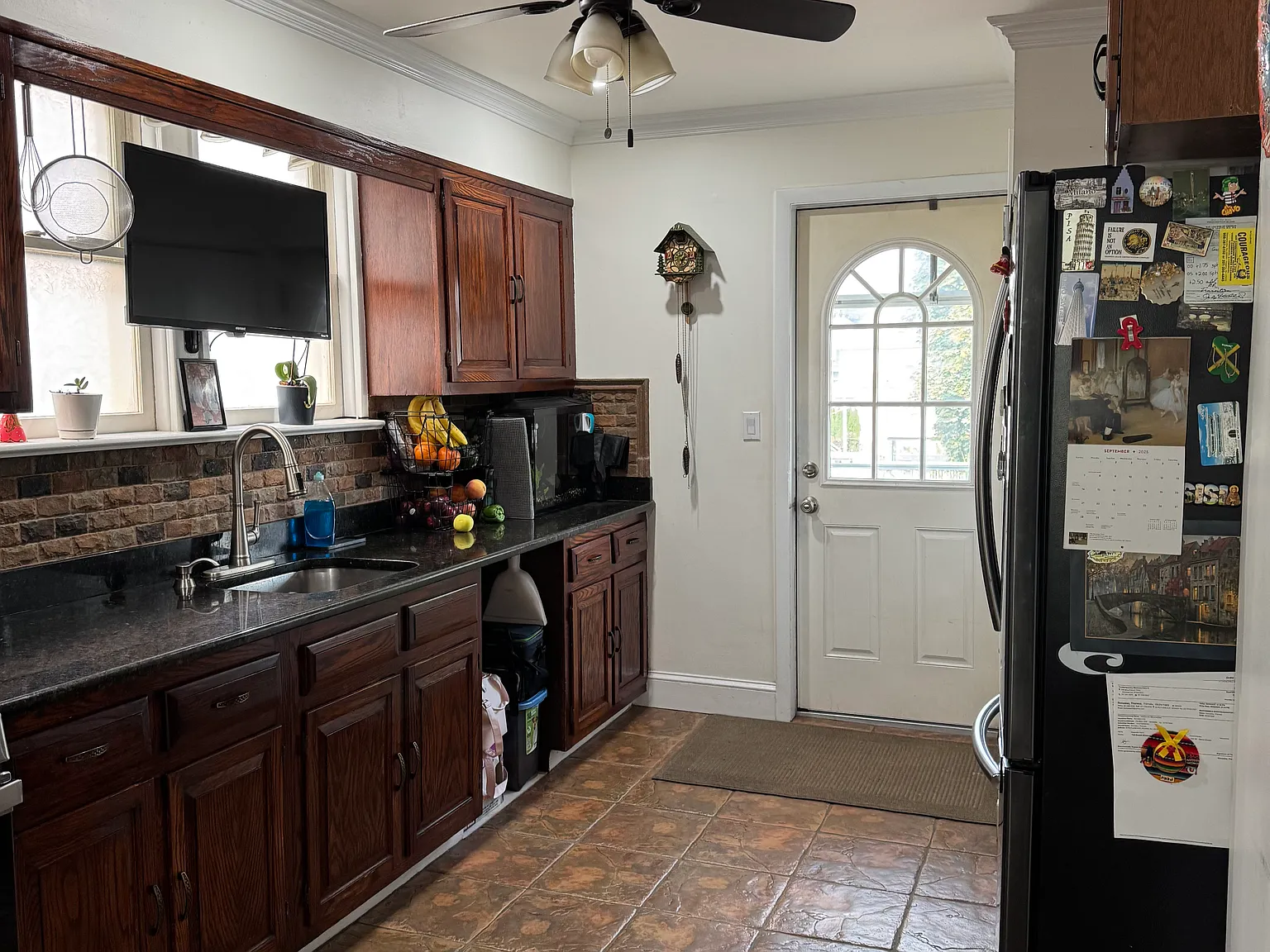 33 Rutland Ave — Photo 4