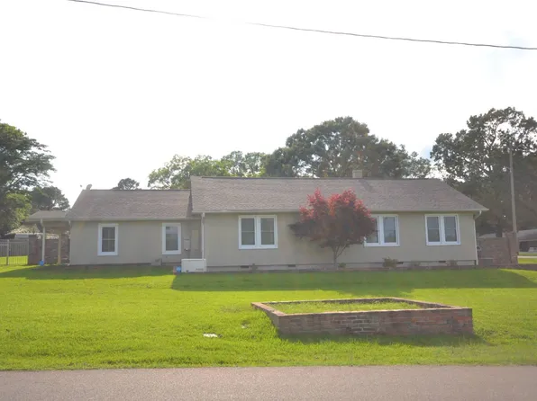 717 N Murphy St, Lewisville, AR 71845