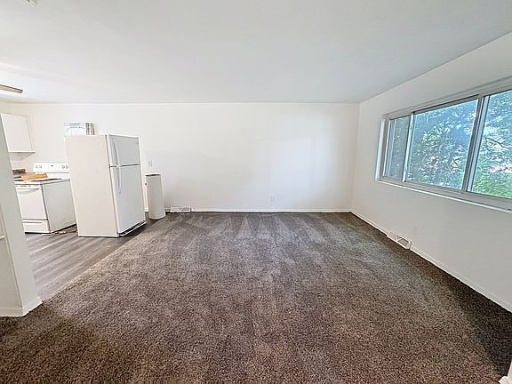 4th image of 1038 20th St