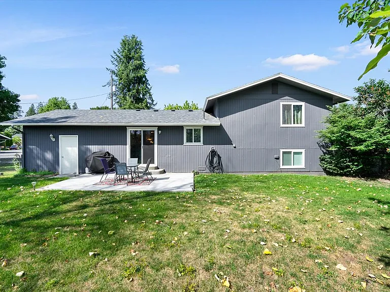 1820 N Burl Ln — Photo 8