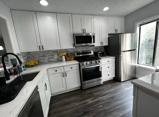 2249 Hunters Run Dr #2249, Reston, VA 20191