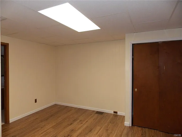 37 Wilna Ave — Photo 15