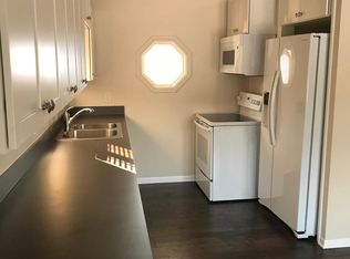 1885 Hill Rd, White Lake, MI 48383