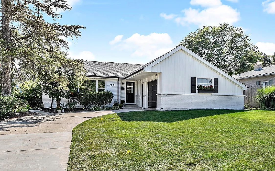 53 Chicago Ave photo 1