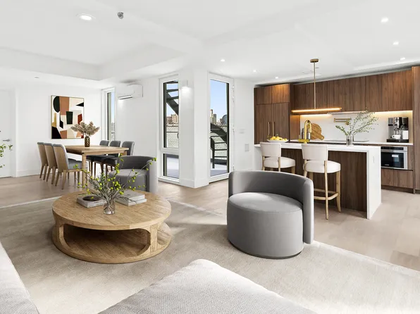 625 New York Avenue image 1 of 19