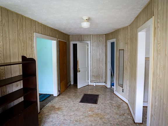 5th image of 91 Jones St