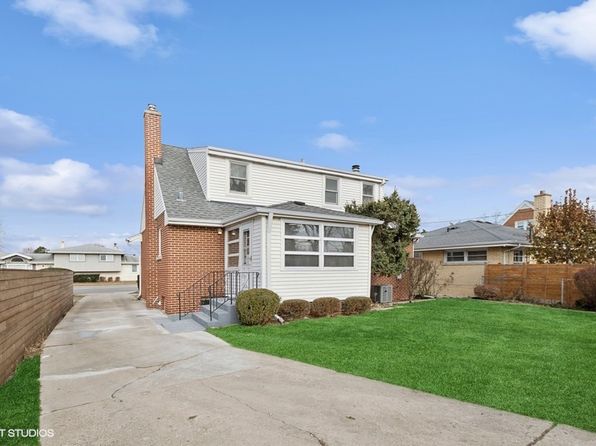 1001 Oakton St, Park Ridge, IL 60068