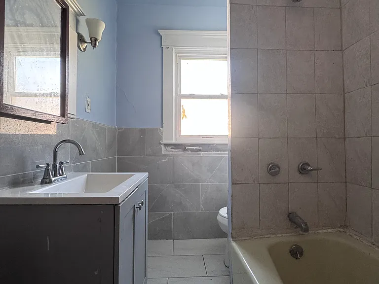 55 Girard Pl #1 — Photo 13