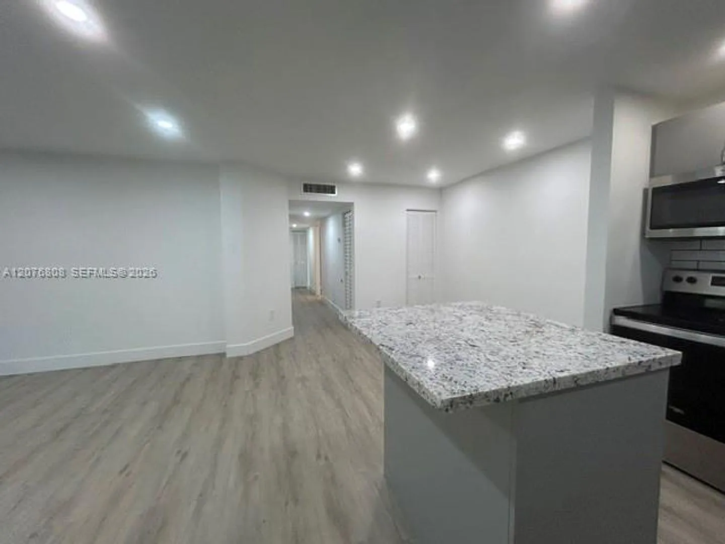 4890 NW 102nd Ave cu-101-5, Doral, FL 33178 — Photo 1