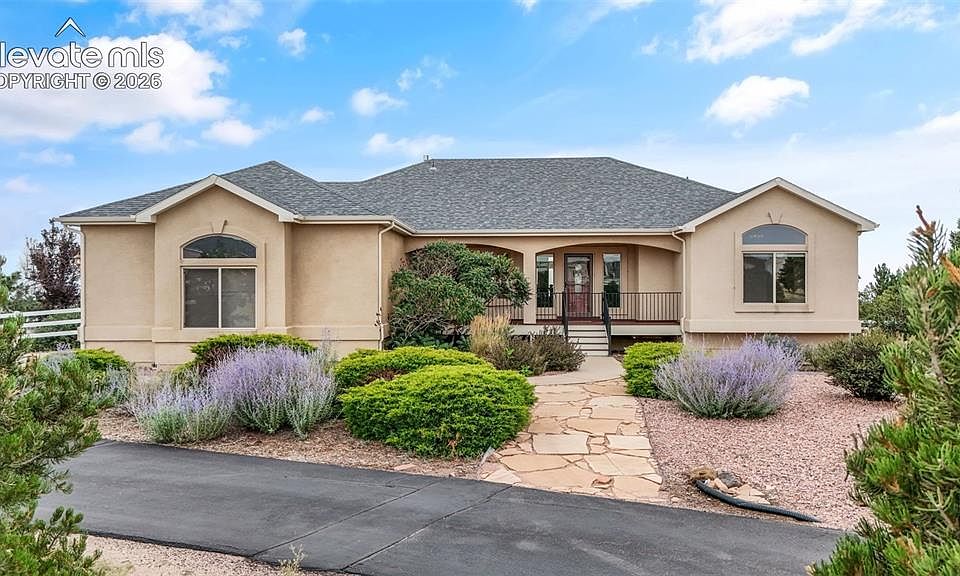 1st image of 9335 Doe Creek Ct