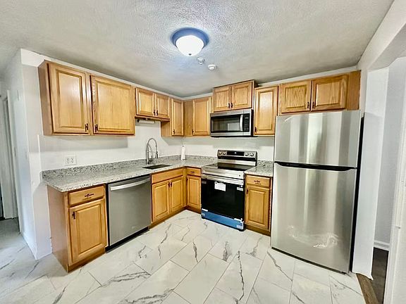 5th image of 15 Spencer Rd APT 26E