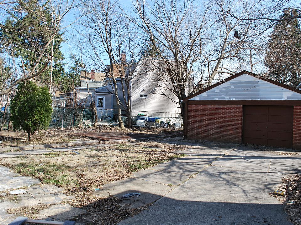 Garage and Large Backyard