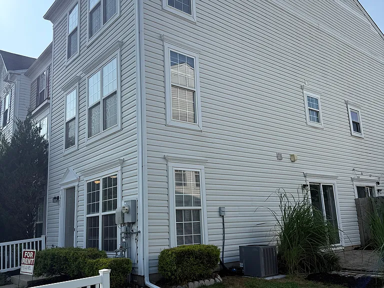 615 Sprite Way — Photo 14
