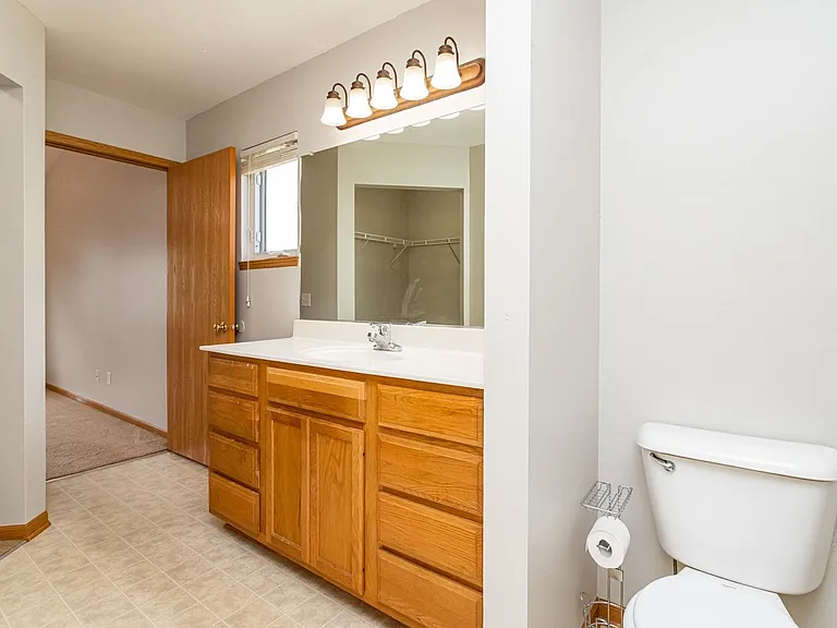 4630 Twain St — Photo 15