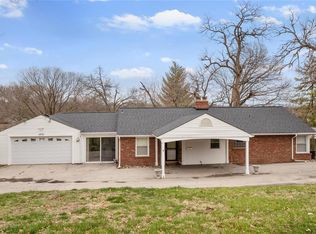 1010 N Florissant Rd, Saint Louis, MO 63135