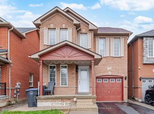 30 Ridgefield Ct, Brampton, ON L6P1B4
