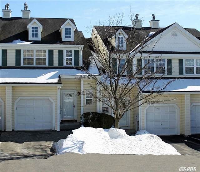 1st image of 28 Chelsea Dr