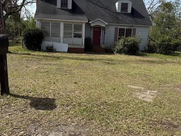 10 3rd Ave, Hazlehurst, GA 31539