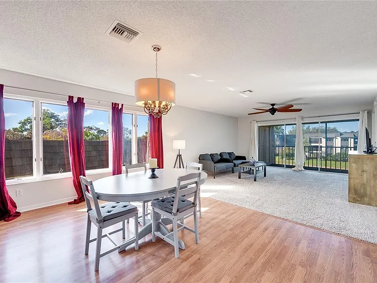 1645 Spoonbill Ln #C — Photo 3