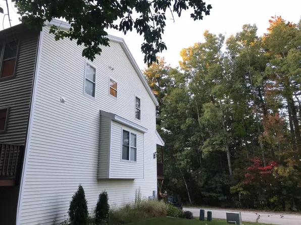 34 Chandler Ln #34, Epping, NH 03042