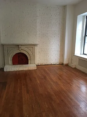 Rented by Curtin Realty Group | media 16