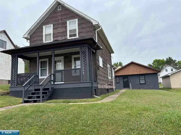 210 Nebraska Ave W, Gilbert, MN 55741