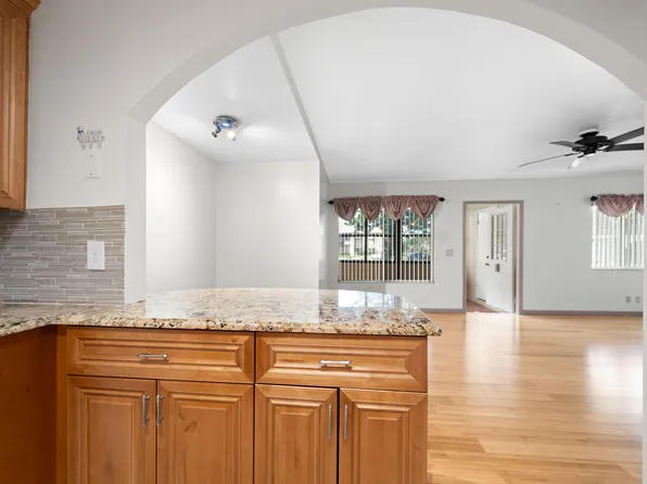 313 Pine Ridge Circle #A-1, Greenacres, FL 33463