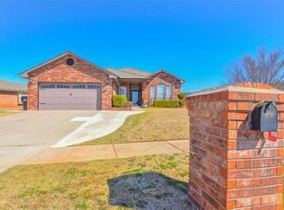 305 Tecumseh Ridge Rd, Norman, OK 73069