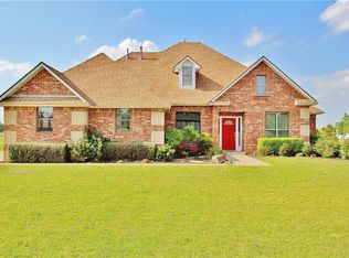 9509 Clayton Park Rd, El Reno, OK 73036