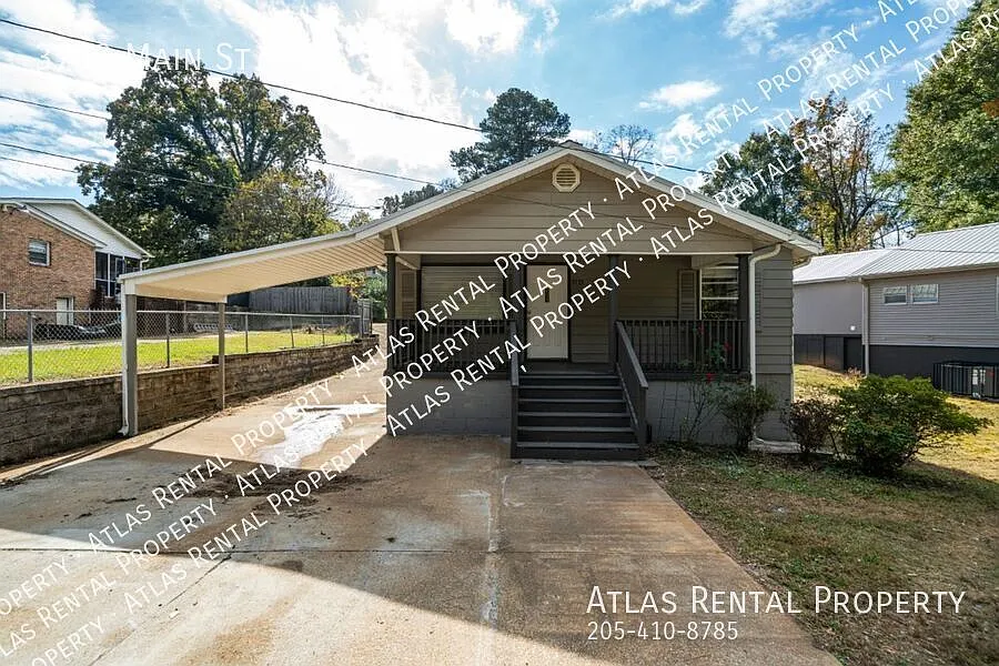 3733 Main St
