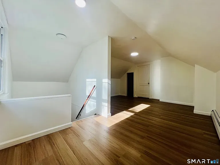 85 Pine St #85 — Photo 18