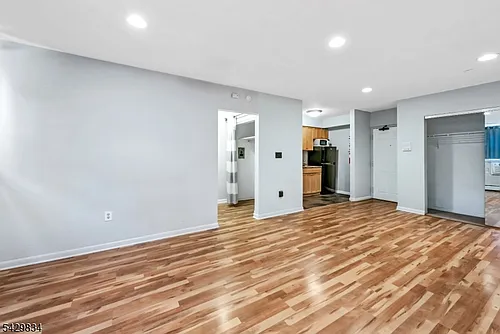 37 Hill St Photo 1
