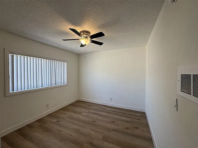 360 W Chevy Chase Dr. — Photo 4