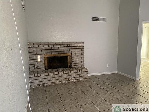 3rd image of 2834 Anise Dr