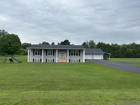 4 Audrey Ln, Peru, NY 12972
