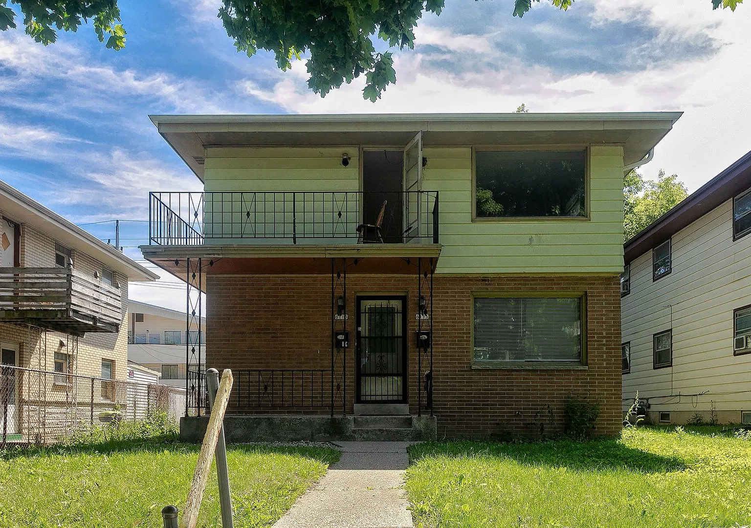 Leon Terrace — Photo 1