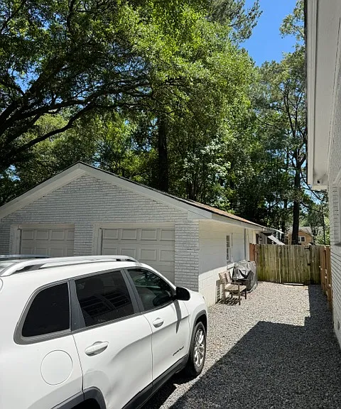 2417 Thaxton St — Photo 28