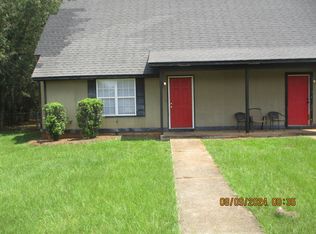 406B Station Crossing Dr, Albany, GA 31721