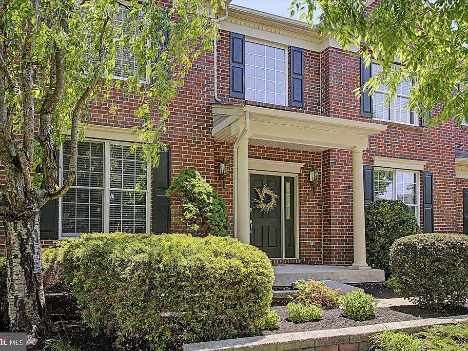 3684 Powder Horn Dr, Furlong, PA 18925 | Zillow